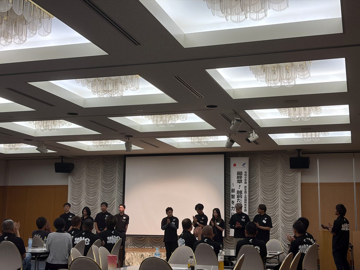 8月例会で大会への意気込みを共有する会員