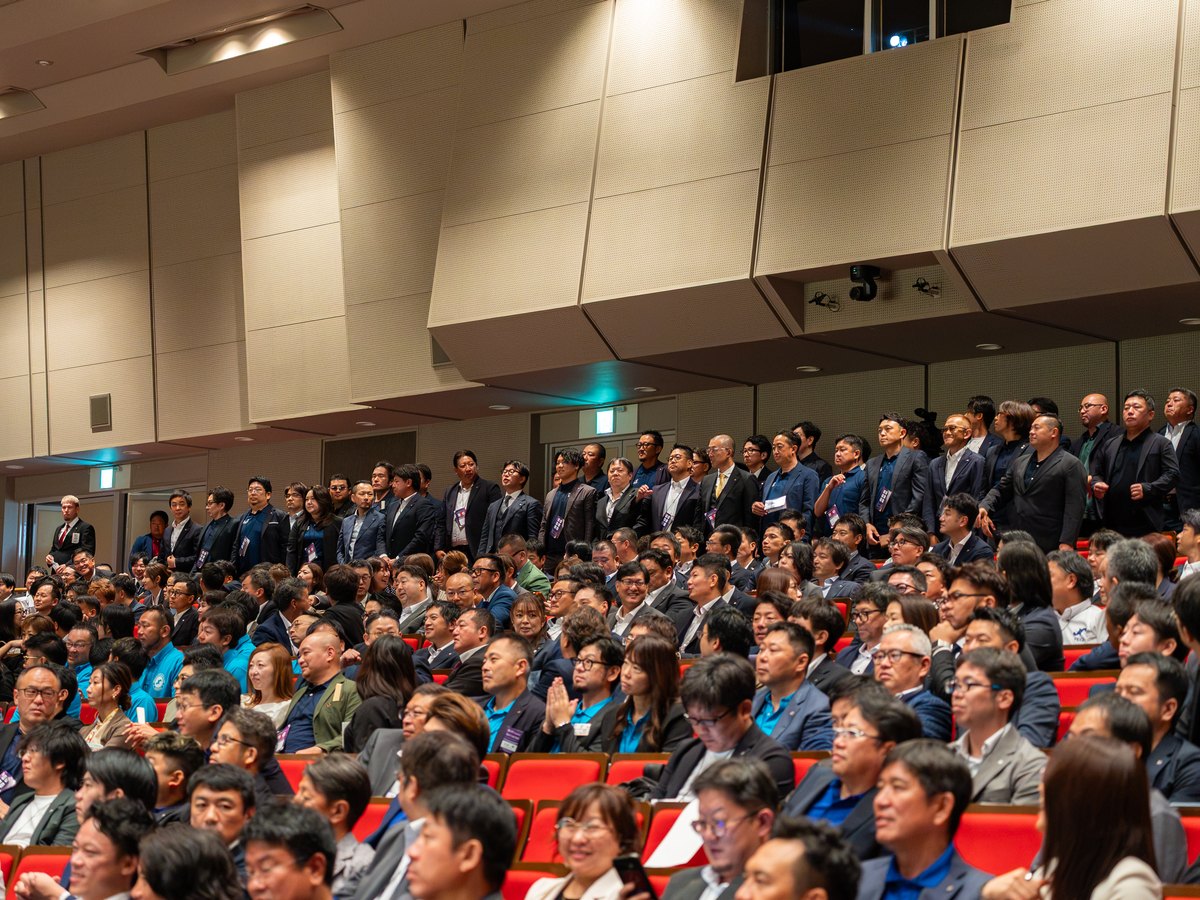 記念式典に参加する近畿ブロック各地のYEGメンバー